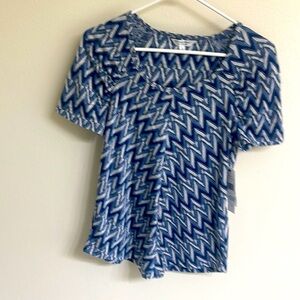 Women’s chevron t-shirt by Liverpool Los-Angeles.